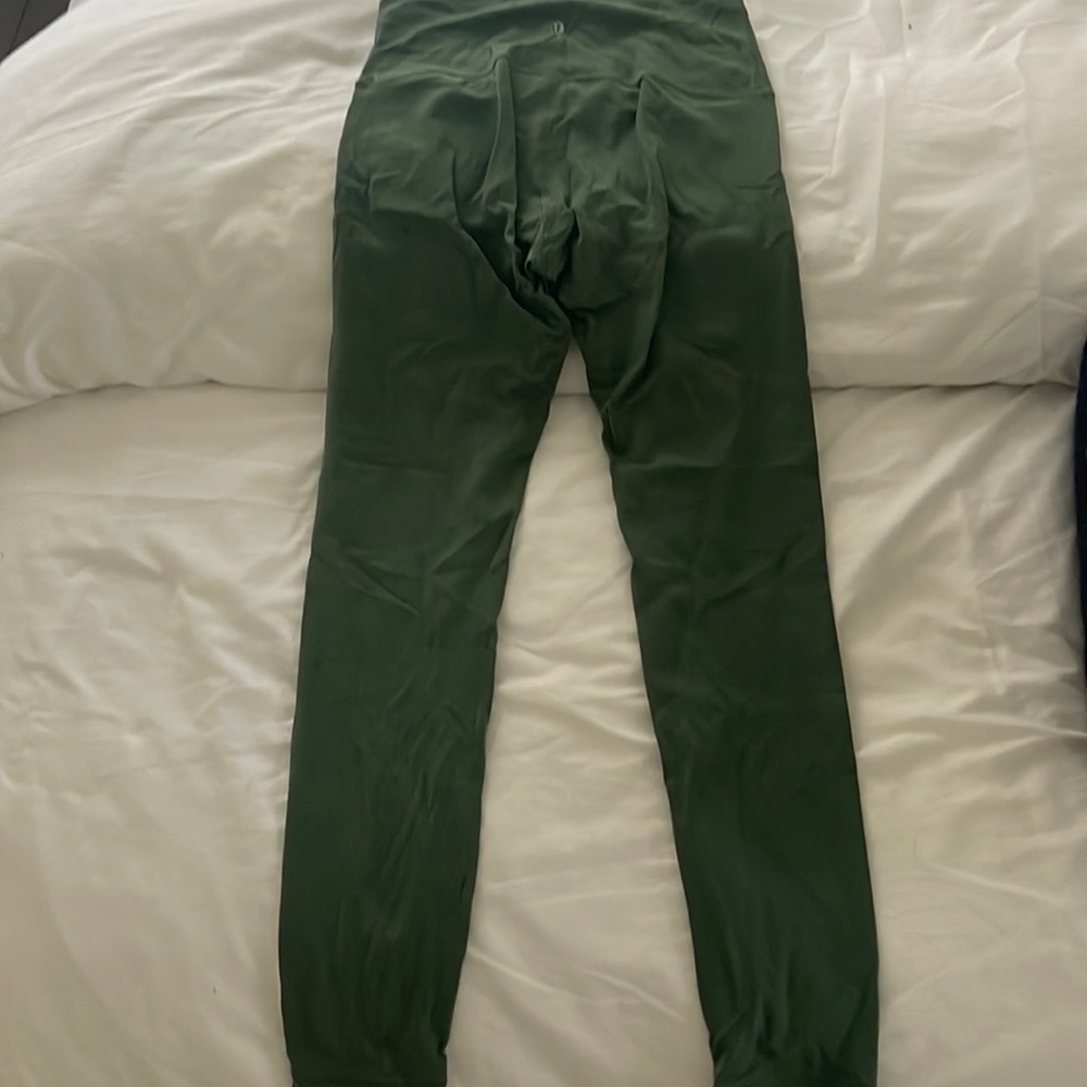 Green 28 inch wunder under leggings